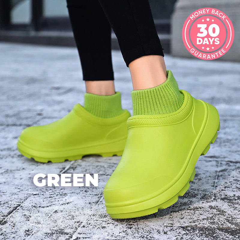 SOCK CLOGS