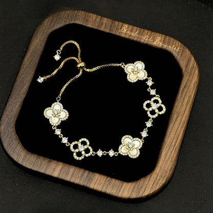 Sakura Cleef Bracelet